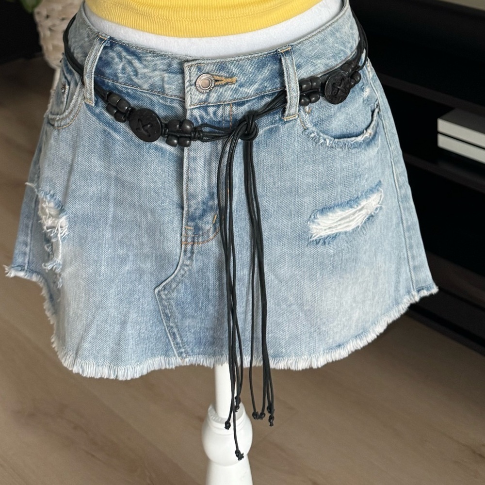 American Eagle Denim distressed skirt